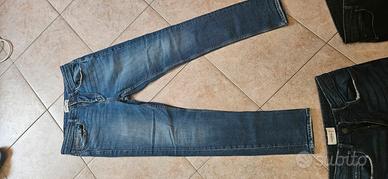 blocco jeans pullandbear 