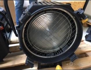 lotto 2 Fari Desisti Leonardo 5K - 5000W