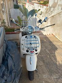 Vaspa 300 gts hpe 2022