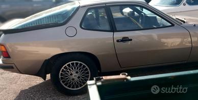Porsche 924 per ricambi