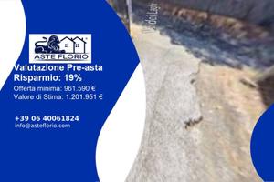 Immobile in asta di 3427 m² a Marino