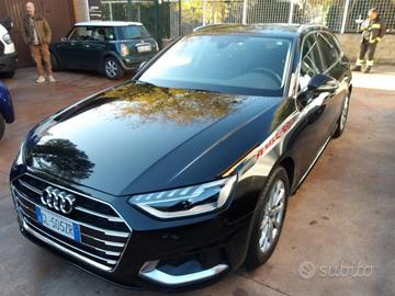 AUDI A4 Avant 35 TDI/163 CV S tronic Business Ad