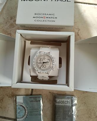 swatch x omega snoopy