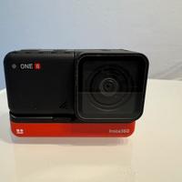 Insta360 One R 4K, batterie e accessori