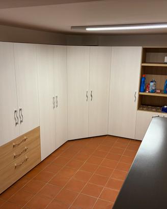 Armadio angolare Moretti Compact nuovo