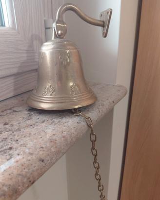 campana in ottone da parete diametro 10 cm circa 
