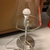 Lampada multicolore con lampadina