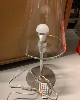 Lampada multicolore con lampadina