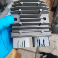 regolatore di tensione triumph 