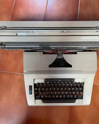 Macchina da scrivere vintage