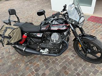 Moto guzzi v7 Vendita in Motori