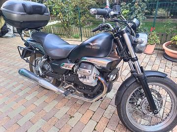 moto Guzzi nevada