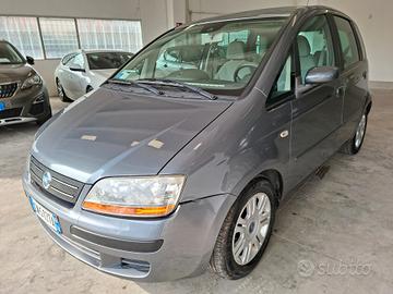 Fiat Idea 1.4 16V Active