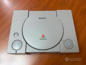 playstation 1 FUNZIONANTE (prezzo trattabile)
