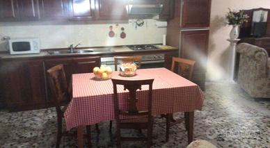 Bilocale con giardino e posto auto