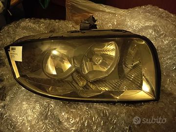Faro completo per Audi A2  ...2001...2004