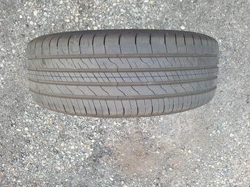 215 55 R18 99V Good Year