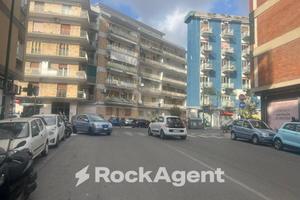 NEGOZIO COMMERCIALE AD.ZE VIA EPOMEO