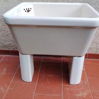 Lavatoio in ceramica