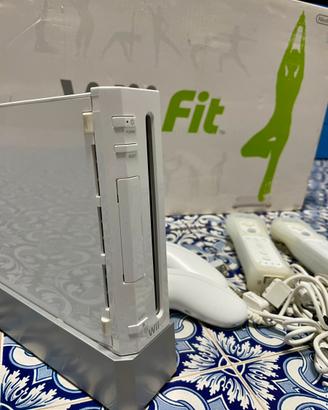 Nintendo Wii + Balance Board