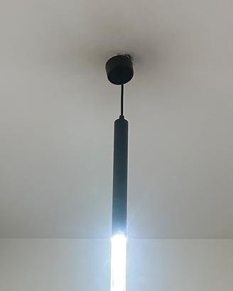 Lampada a sospensione con luce LED