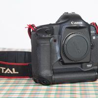  Canon Eos 1d  M2/Eos 5d  M2