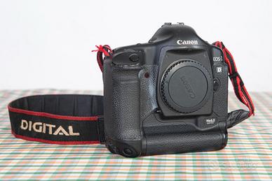  Canon Eos 1d  M2/Eos 5d  M2