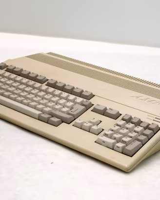 commodore amiga con piaggio ciao