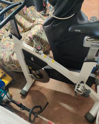 attrezzi palestra