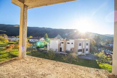4 LOCALI A CITTADUCALE