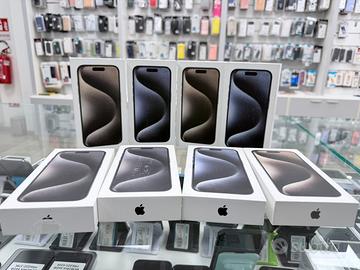 Iphone 15 pro 128gb garanzia 12 mesi