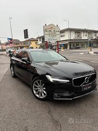 Volvo V90 D3 Geartronic Momentum