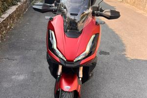 Honda adv 350