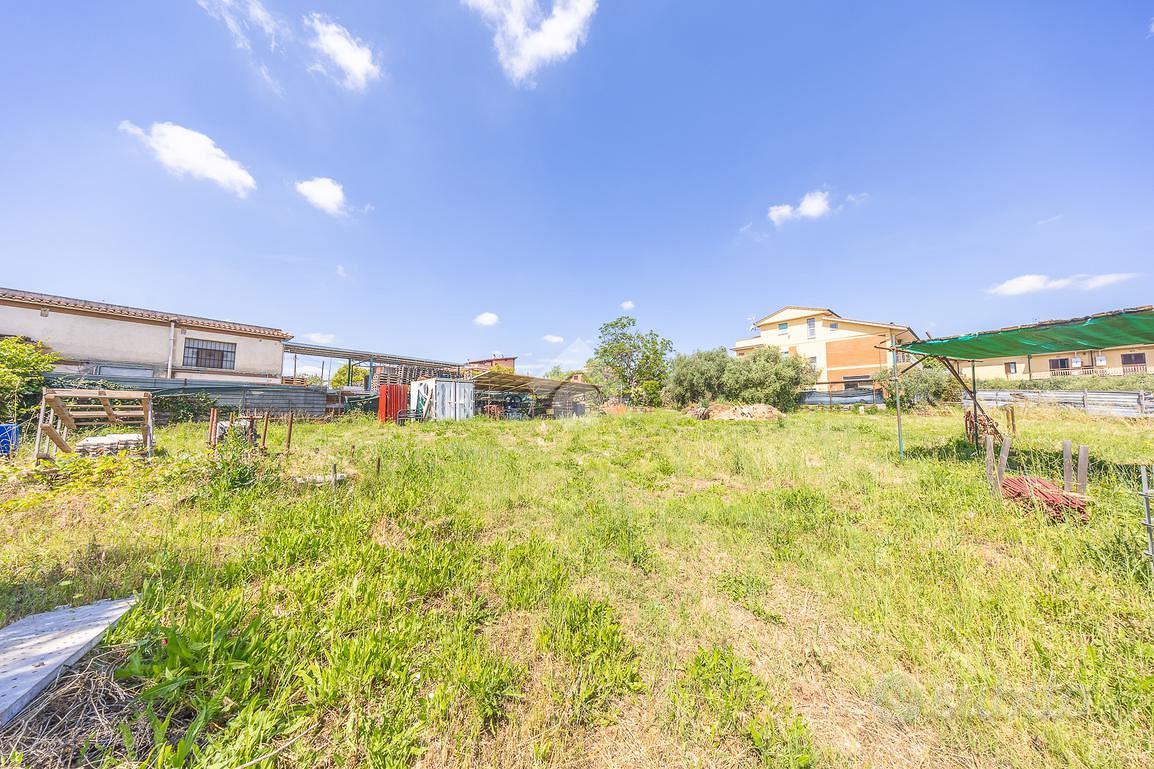 TER. RESIDENZIALE A ROMA - Vista 2