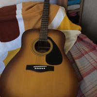 Chitarra Acustica Yamaha nuova