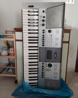 Tastiera elettrica Yamaha psr-E413