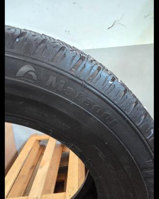 2 gomme invernali 235/65 r16 C