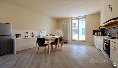 CASA SEMINDIPENDENTE A MONTICELLO D'ALBA