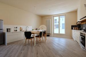 CASA SEMINDIPENDENTE A MONTICELLO D'ALBA