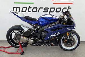 Yamaha r6 2006 uso pista
