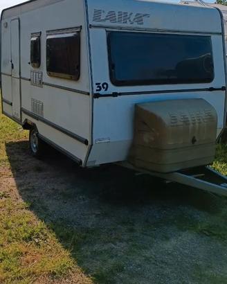 Roulotte caravan laika 390