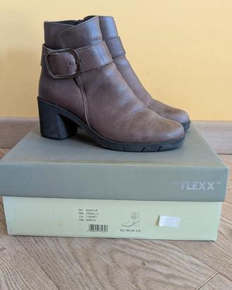 Tronchetto marrone in pelle The Flexx, n. 36