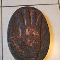 Formella artistica del maestro Denicolo'