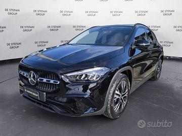 Mercedes-Benz GLA 180 d Progressive Advanced