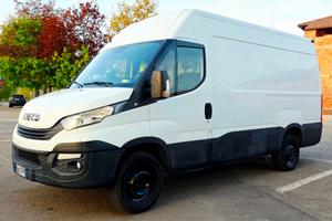 Iveco Daily 35S14 2018 Furgone Chiuso