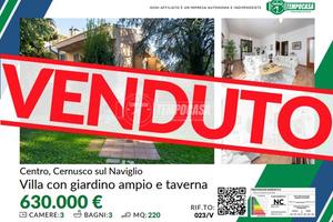 VILLETTA CON 420MQ DI GIARDINO e TAVERNA, BOX DOPP