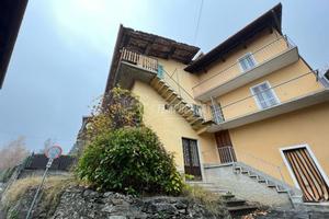 Appartamento a Agra Via Marconi 5 locali