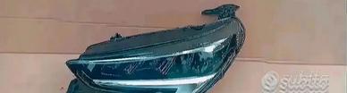 Opel Corsa F Fari Proiettori