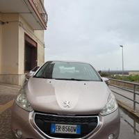 Peugeot 208 1.4 HDi 68 CV 5 porte Active