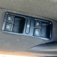 Pulsantiera anteriore sx vw polo 6R